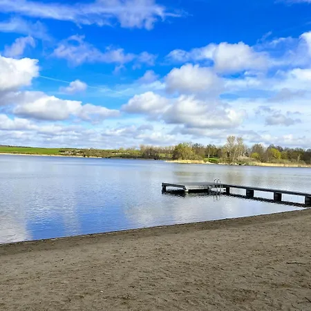 Tiny House Marina Direkt Am Auf Dem Sternberg! Campingplads