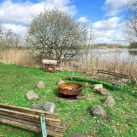 Tiny House Marina Direkt Am Auf Dem Sternberg! Campingplads